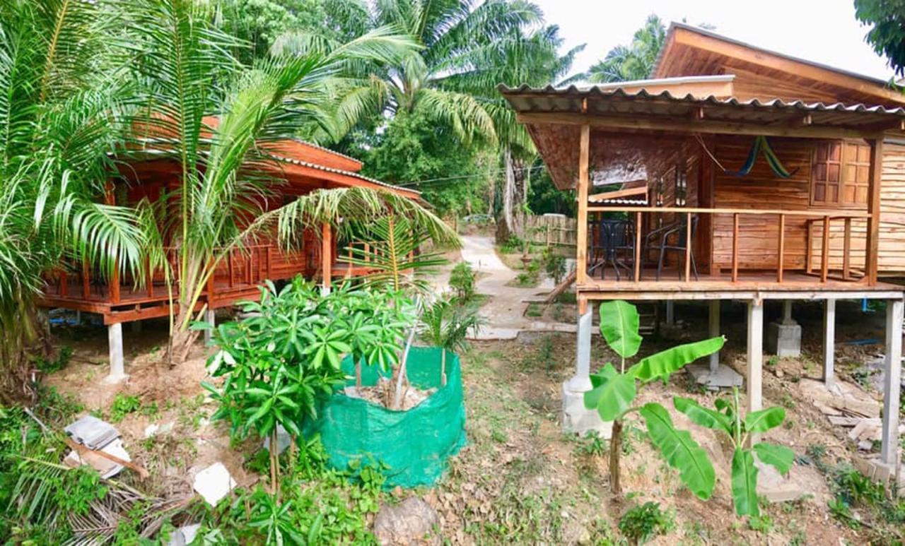 Lanta A Toi House Hotel เกาะลันตา ภายนอก รูปภาพ