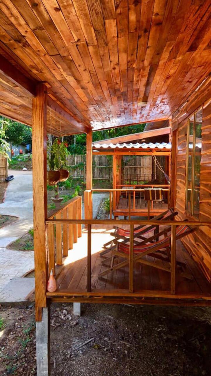 Lanta A Toi House Hotel เกาะลันตา ภายนอก รูปภาพ