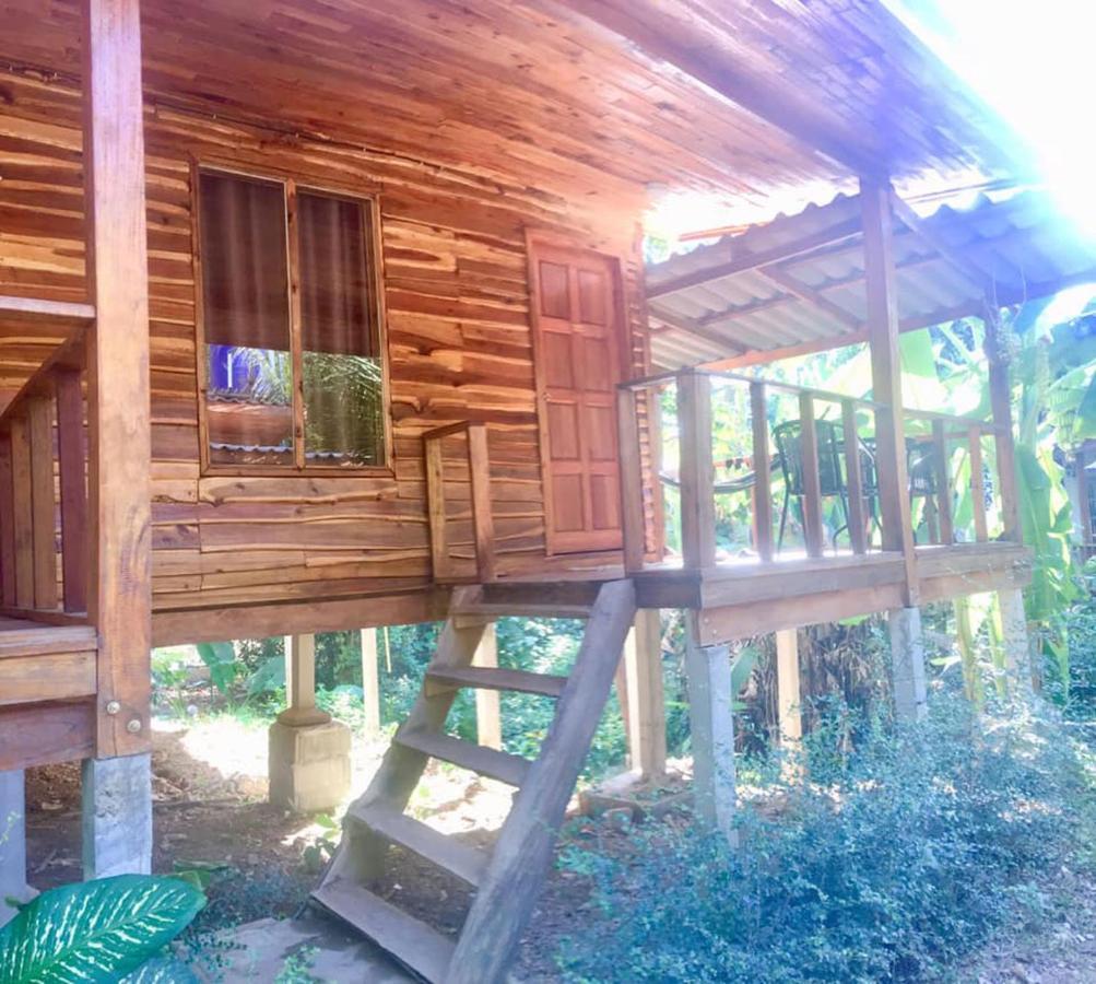 Lanta A Toi House Hotel เกาะลันตา ภายนอก รูปภาพ