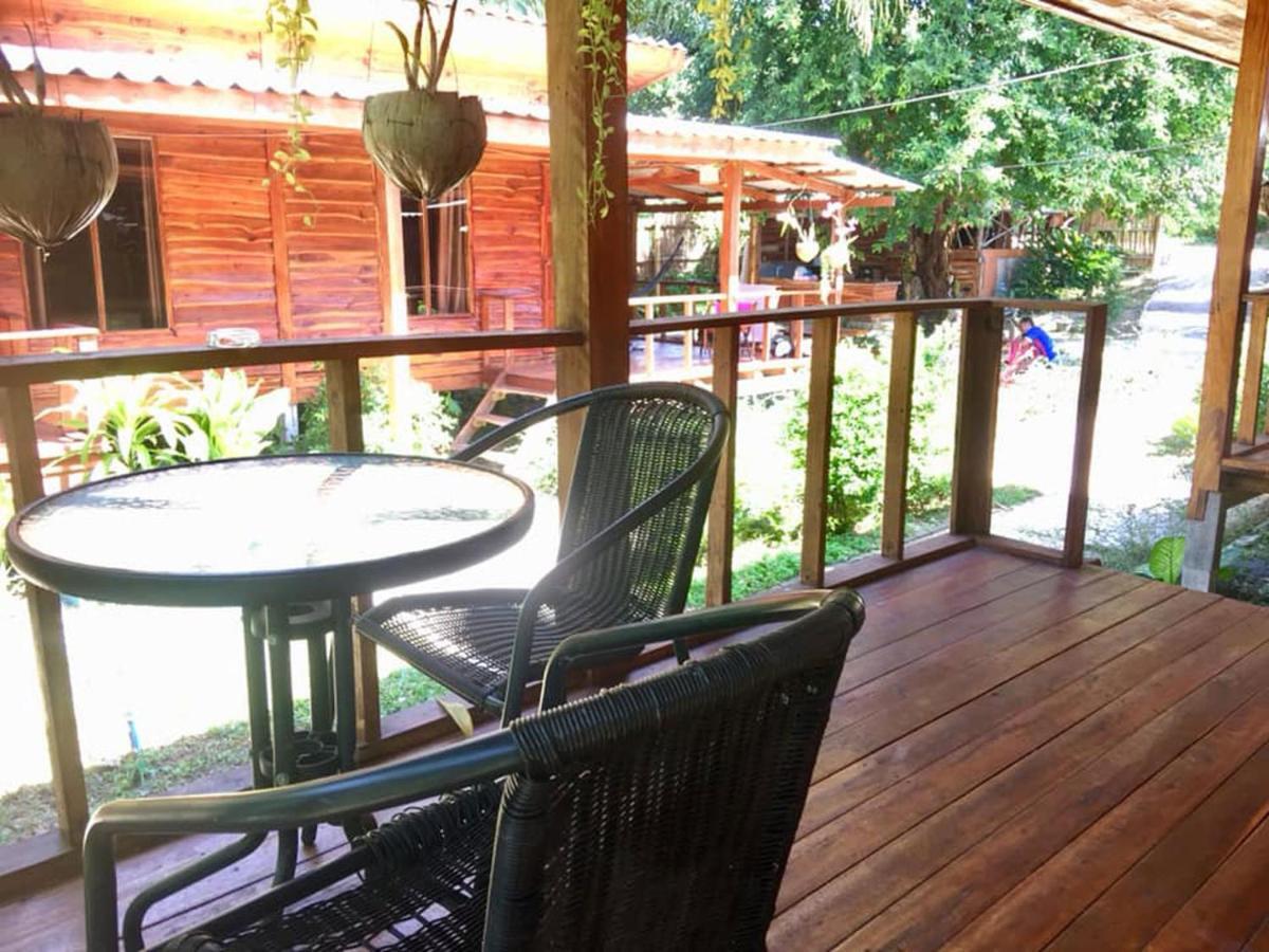 Lanta A Toi House Hotel เกาะลันตา ภายนอก รูปภาพ